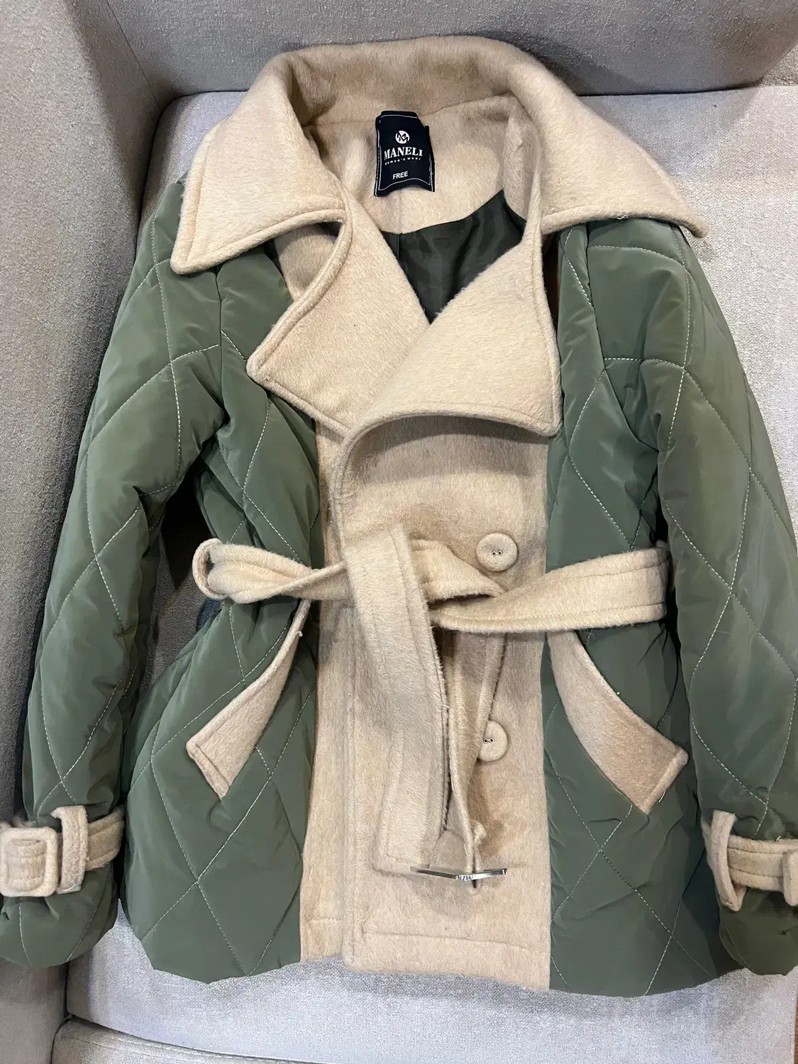 کاپشن|لباس|سنندج, |دیوار