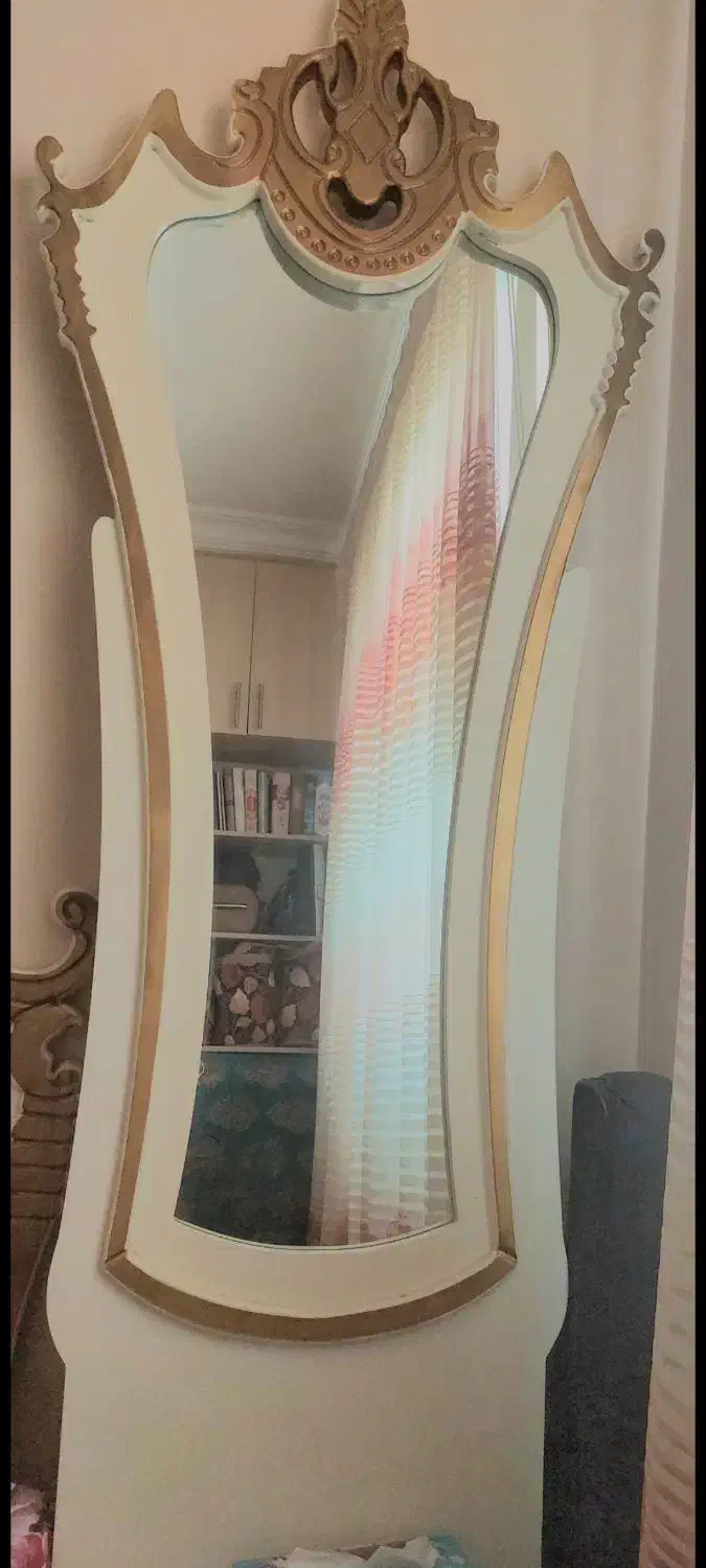 آینه قدی|مبلمان خانگی و میز عسلی|کیش, |دیوار