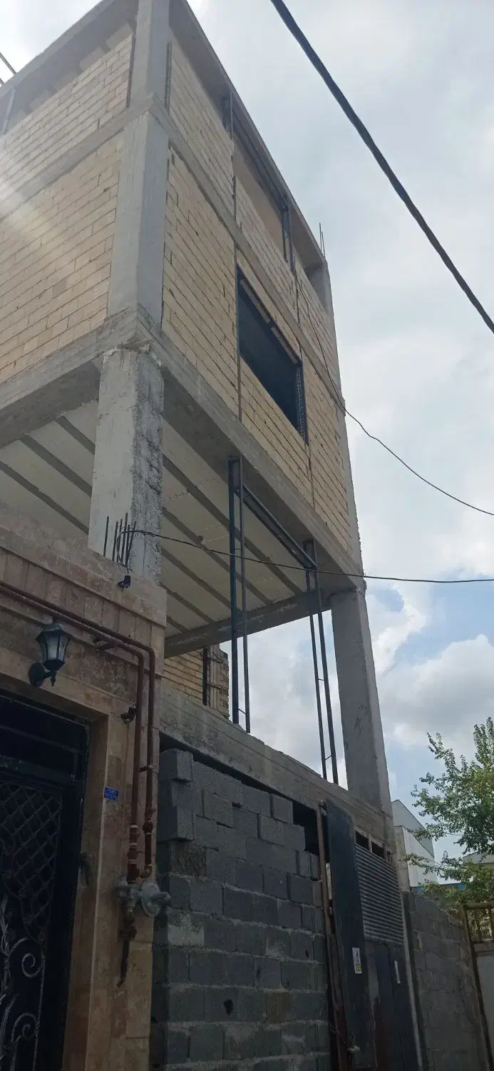واحد110متر ۲خواب پارکینگ،اسانسور،۲بر،خوش نقشه،ولکس|فروش آپارتمان|رشت, عینک|دیوار
