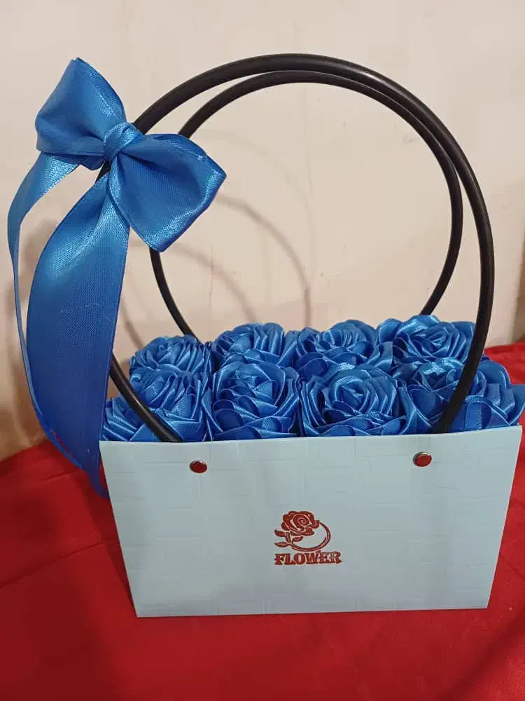 گل های جاودان|گل مصنوعی|آبپخش, |دیوار