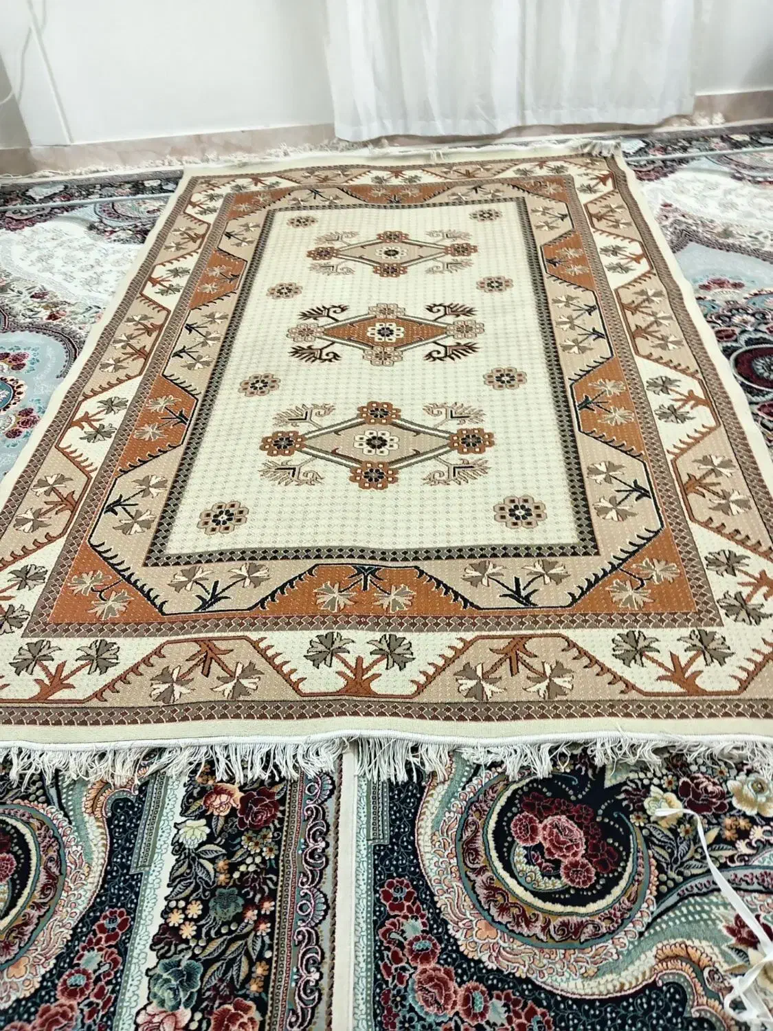 قالیچه|فرش|نیشابور, شهرک جانبازان|دیوار