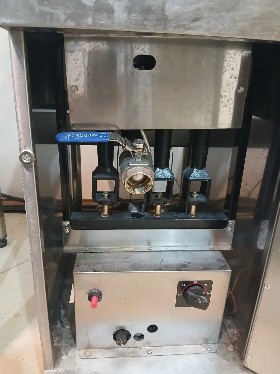 ۲عددسرخ کن درجه یک صنعتی مکث|اجاق گاز و لوازم برقی پخت‌وپز|مشهد, شاهد (شهرک غرب)|دیوار