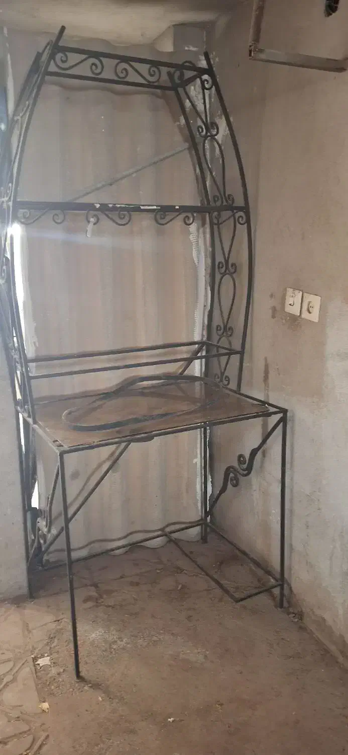 ۳ عدد ویترین فرفوژه|بوفه، ویترین، کنسول|کرمان, |دیوار