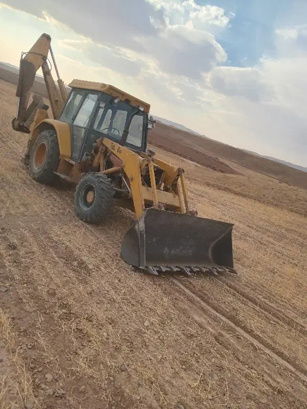 بیل بکهو TDL86|خودرو سنگین|بیجار, |دیوار