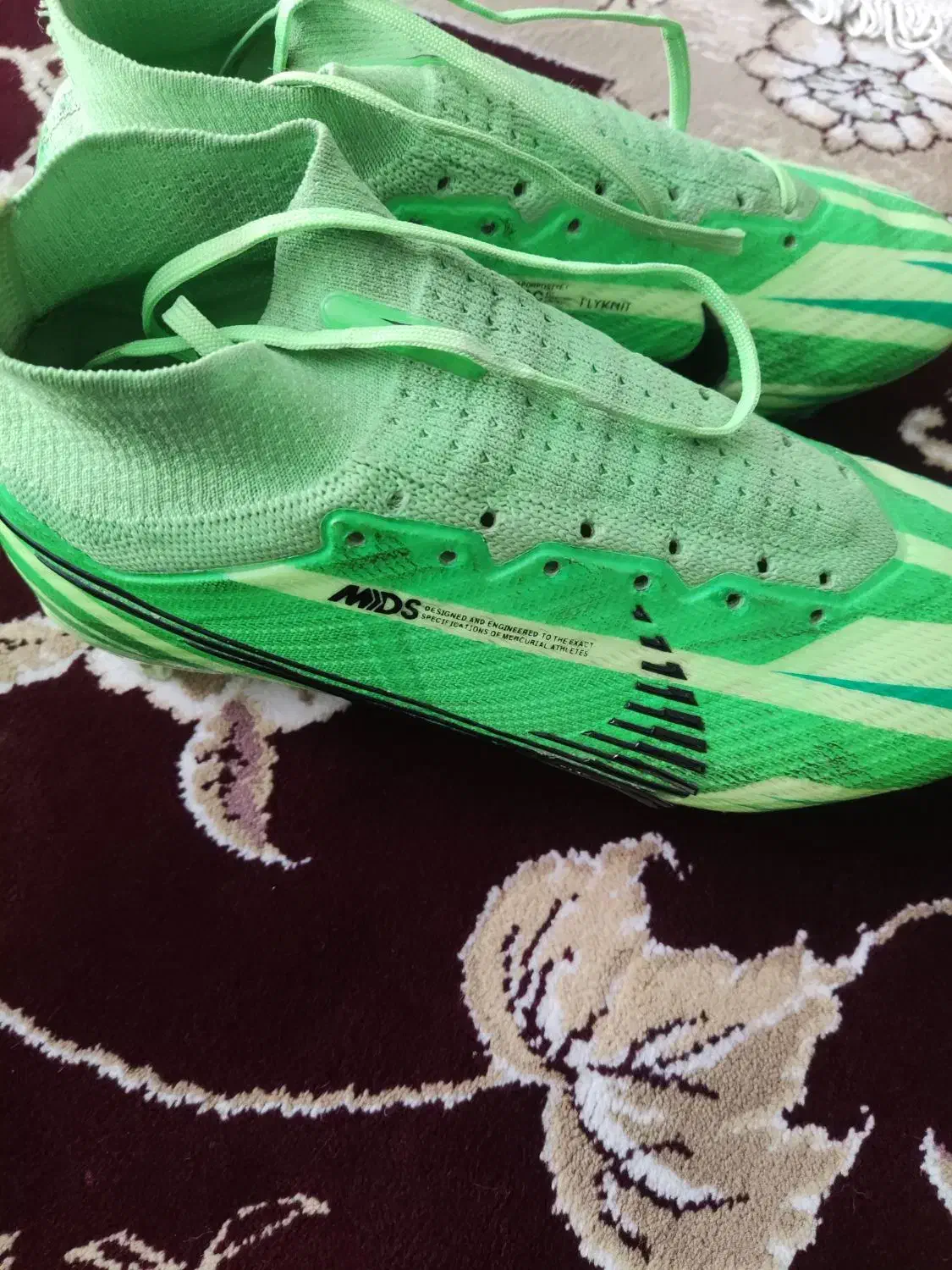 کفش فوتبال سالنی و چمن سایز 38 تا 40|کیف، کفش، کمربند|شیراز, شهرک گلستان|دیوار