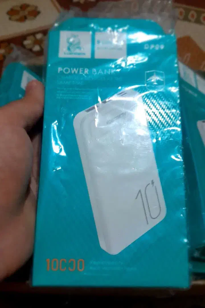 پاور بانک ۱۰۰۰۰ در دو رنگ جذاب|لوازم جانبی موبایل و تبلت|آمل, |دیوار