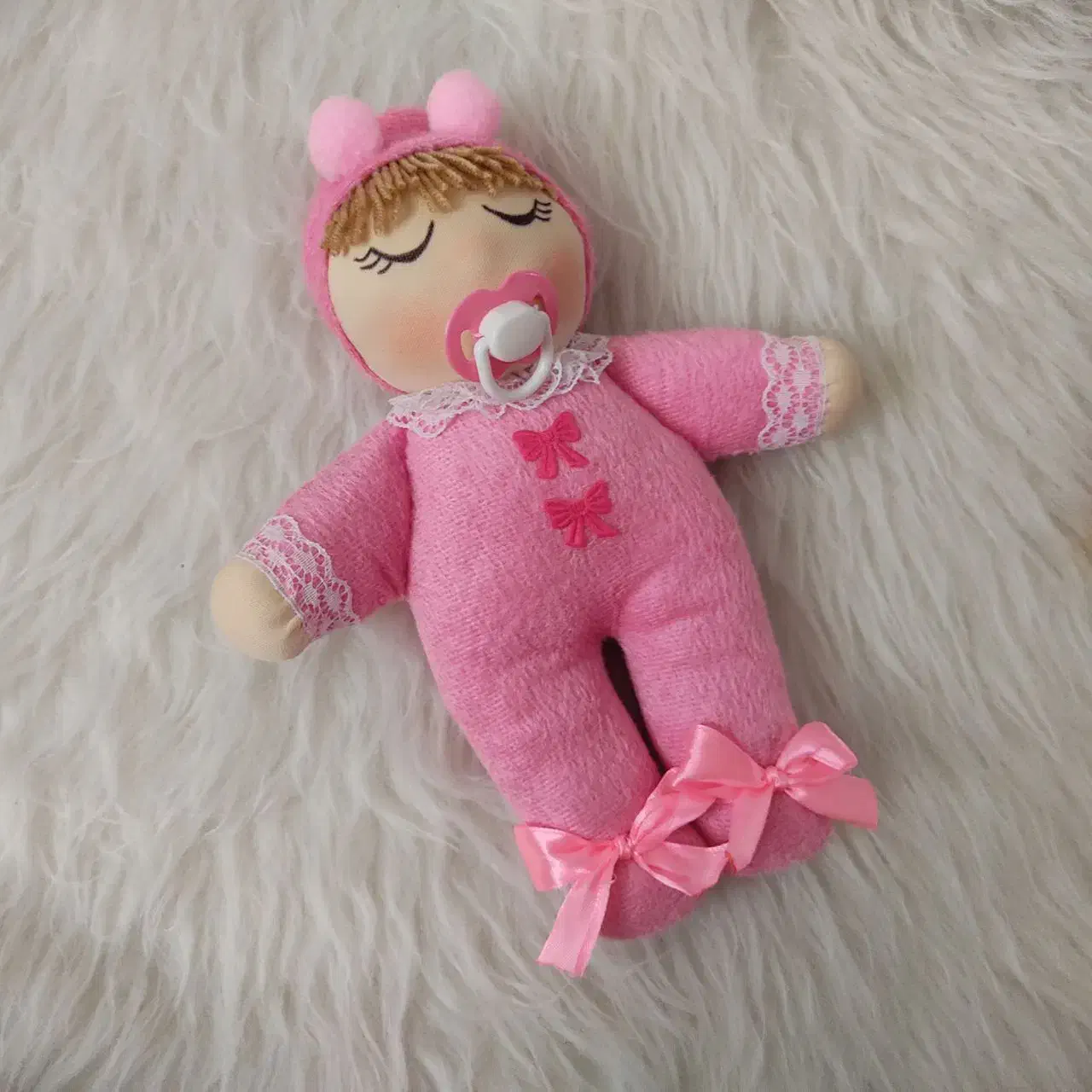 عروسک های زیبا|اسباببازی|صومعهسرا, |دیوار