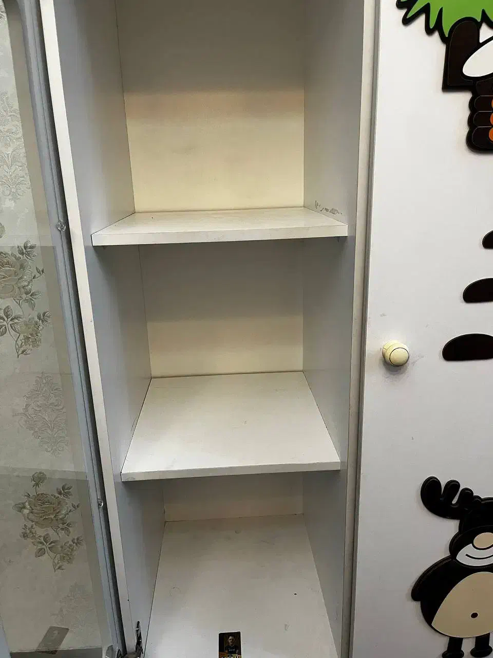 تخت و کمد کودک و نوجوان|تخت و سرویس خواب|کرج, حصارک بالا|دیوار