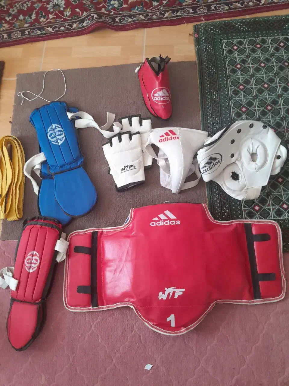 لباس تکواندو به همرا لباس مبارزه|لباس|پاکدشت, شهرک امام رضا|دیوار