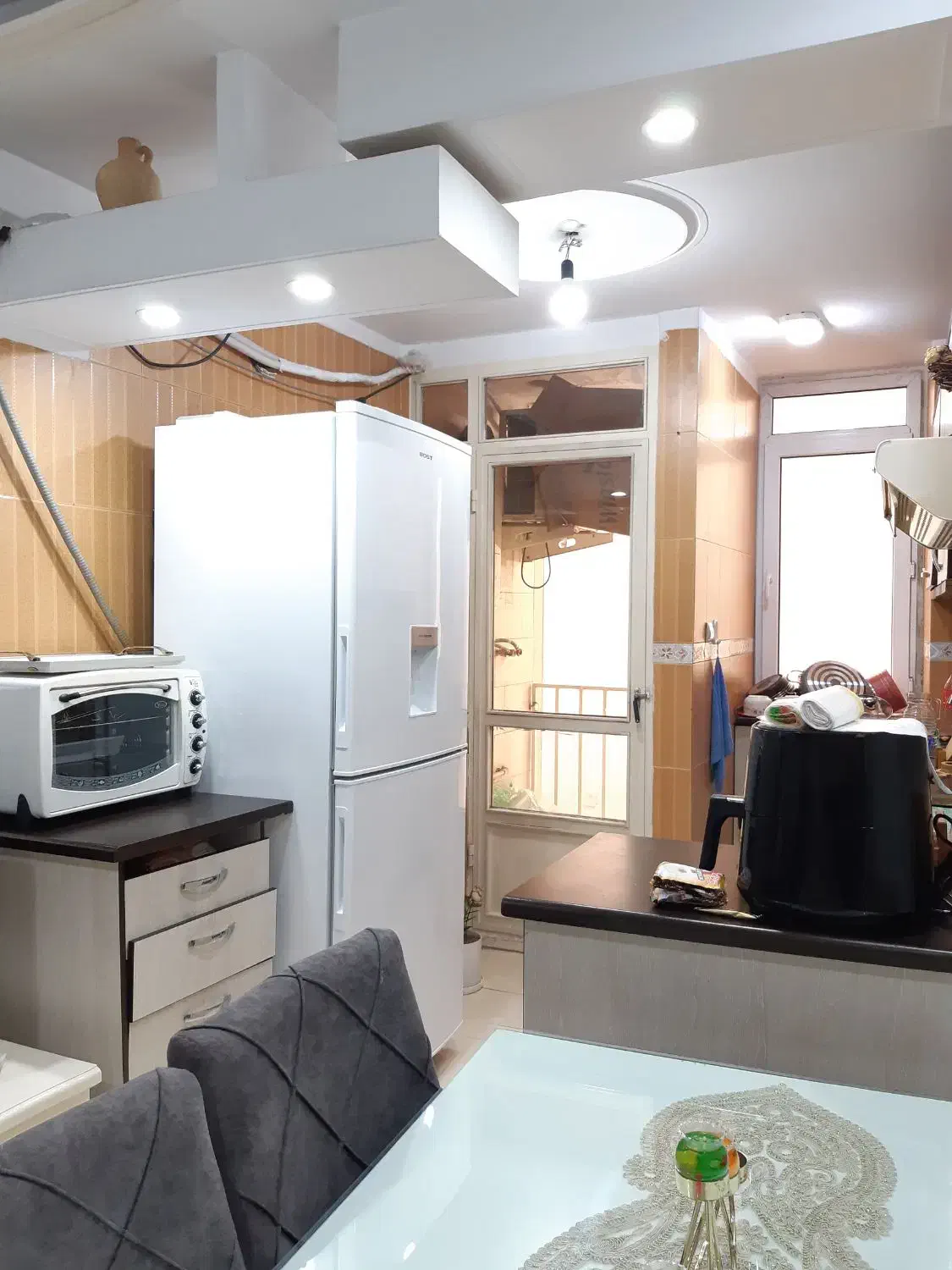 60متر خوش نقشه/آماده تخلیه/فول امکانات/دنج و آرام