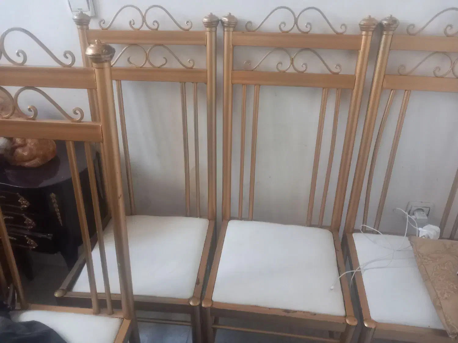 صندلی 4عدد کاملا سالم در حد نو|صندلی و نیمکت|ارومیه, |دیوار