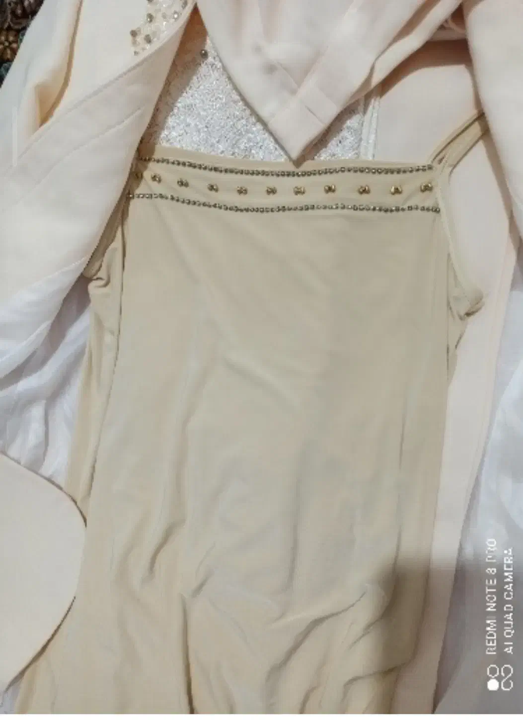 کت وتاپ مجلسی|لباس|گرگان, |دیوار