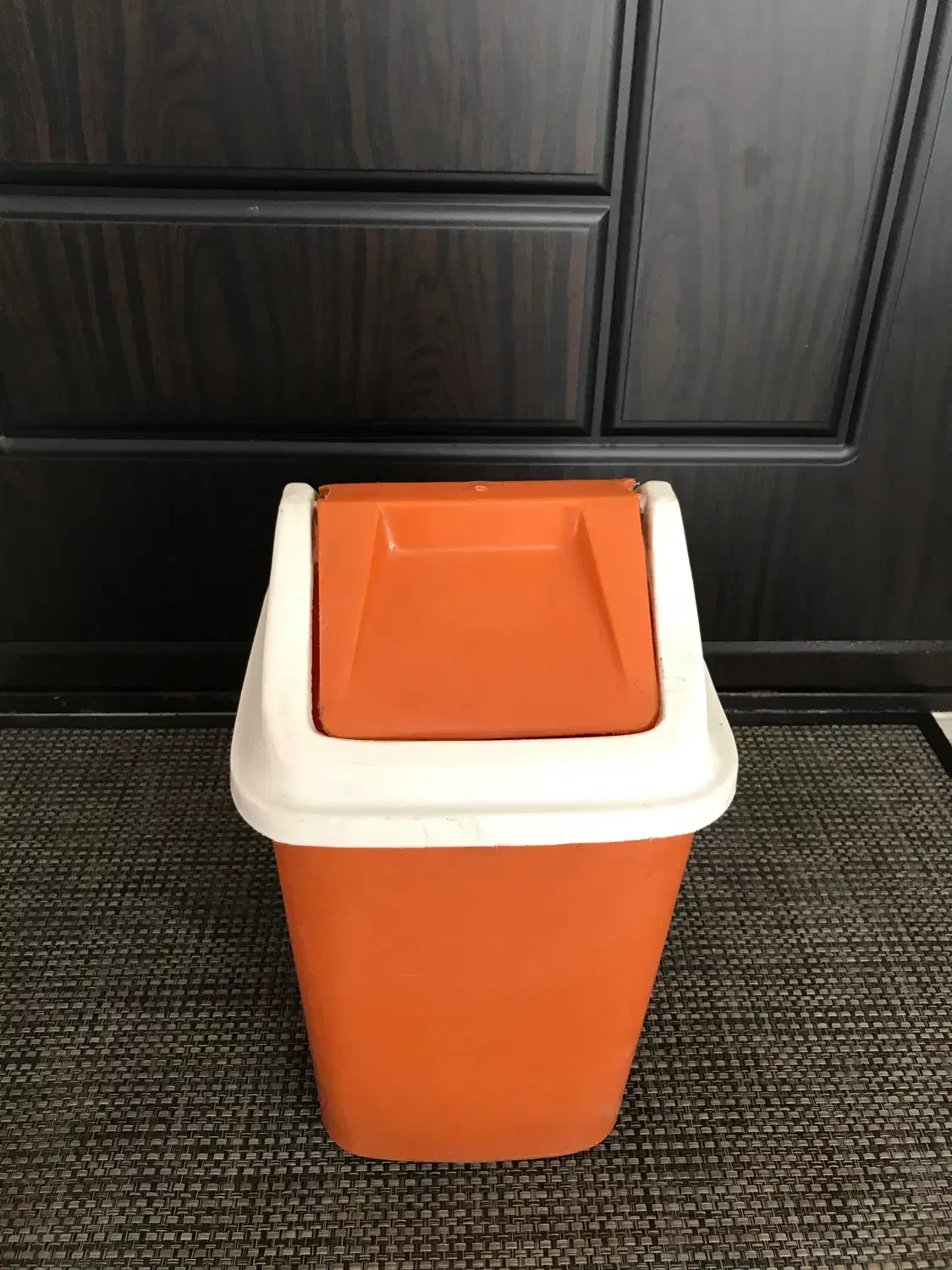 سطل زباله فقط ۱۲۰ تومان|لوازم سرویس بهداشتی|لاهیجان, گلستان|دیوار