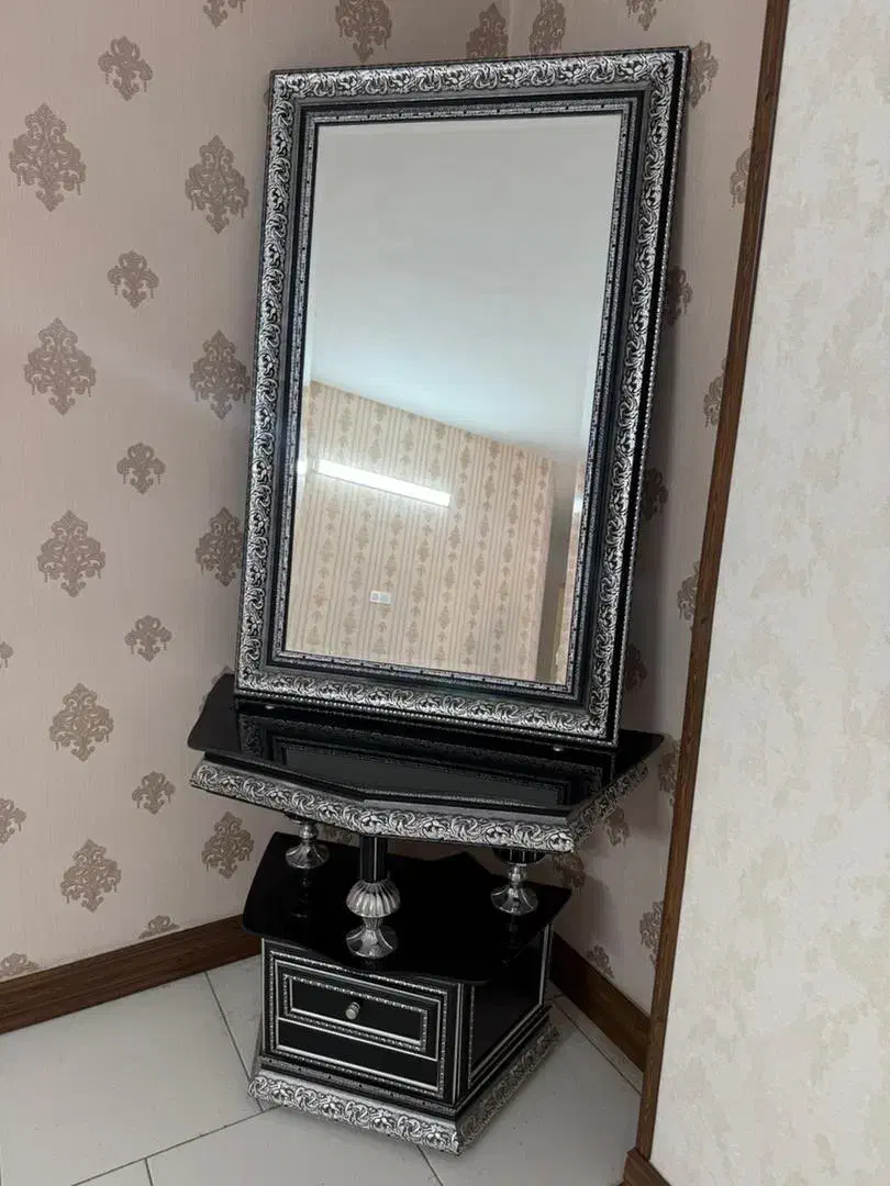 آینه کنسول کنار سالنی|بوفه، ویترین، کنسول|ری, شهرری|دیوار