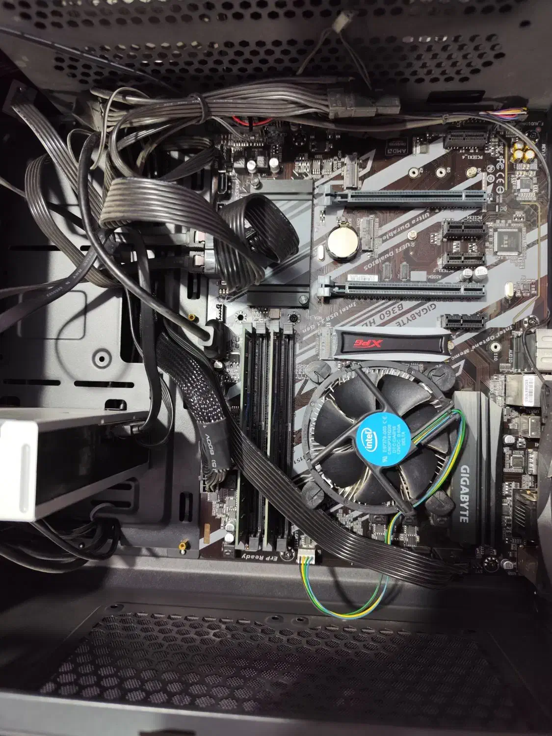 کامپیوتر core i5 به صورت کامل|رایانه رومیزی|شیراز, شیشه‌گری|دیوار