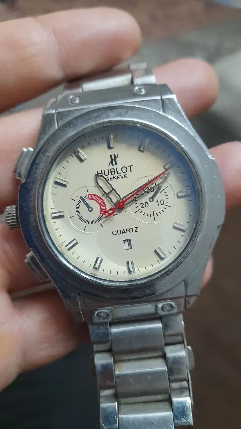 ساعت مردونه|ساعت|مشهد, کوی پلیس|دیوار