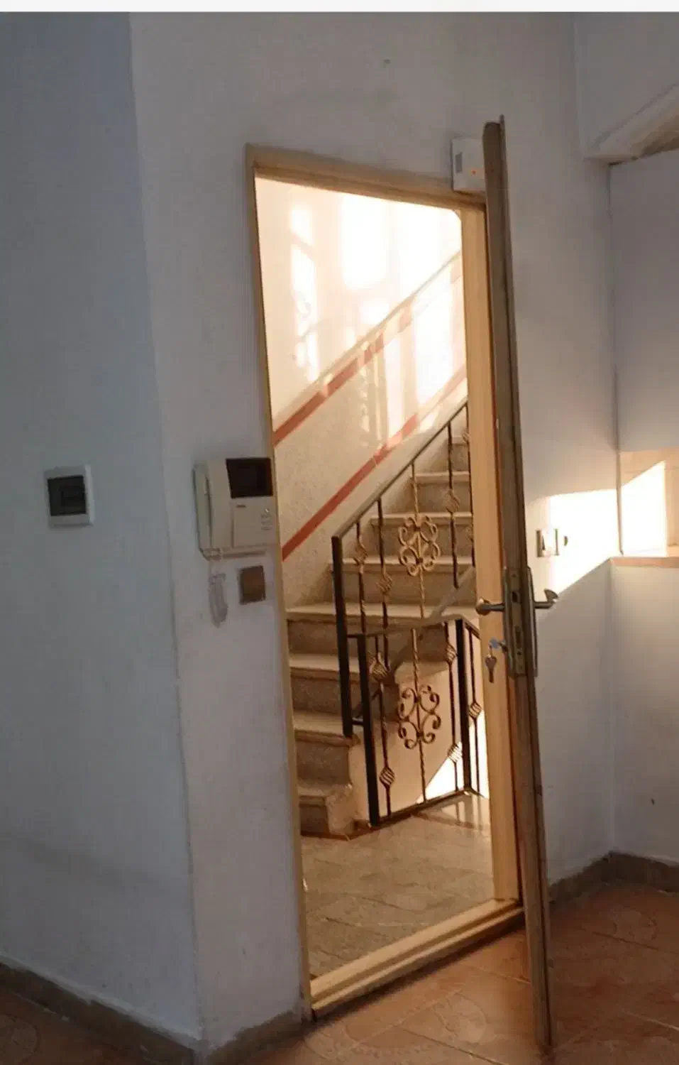 یک آپارتمان ۶۵ متری در خیابان تیزچنگ|فروش آپارتمان|باقرشهر, |دیوار