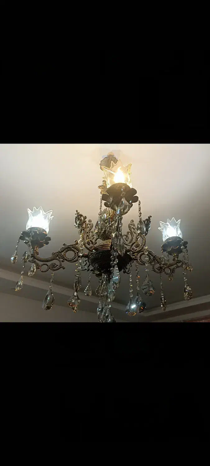 دوعدد لوستر چهار شاخه قدیمی خوش نقشه خوش طرح|لوستر و چراغ آویز|مشهد, خواجه ربیع|دیوار