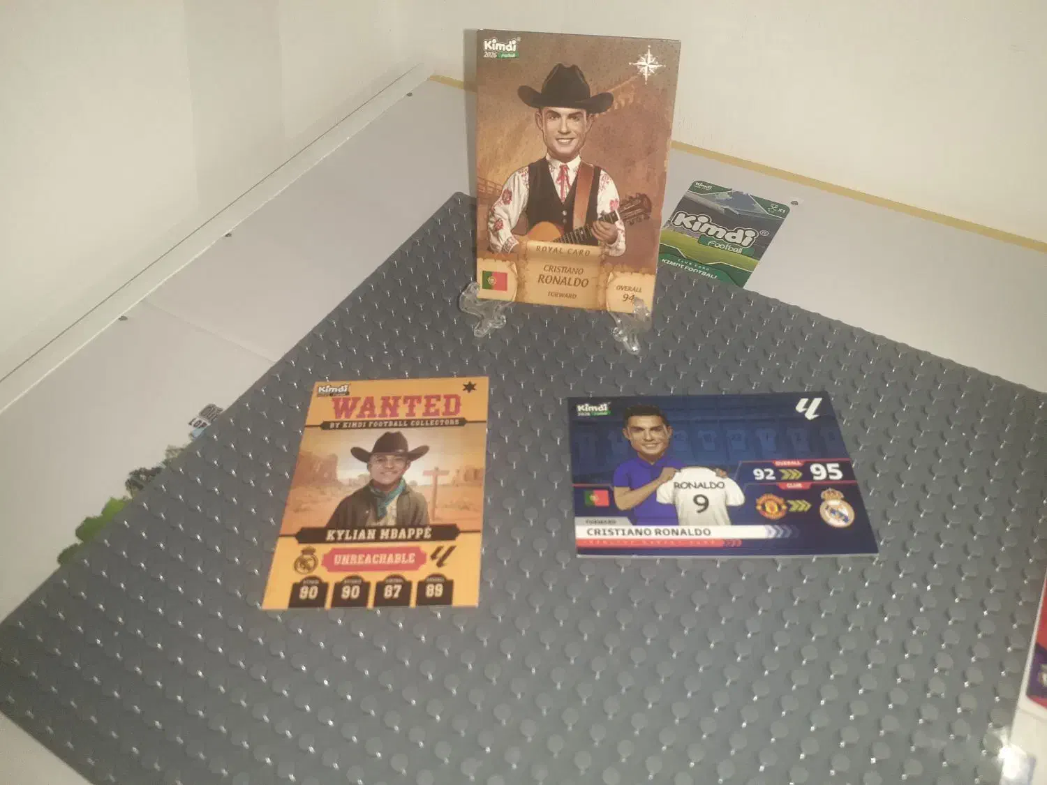 فروش کیمدی رونالدو و امباپه|اسباب‌‌بازی|نوشهر, |دیوار