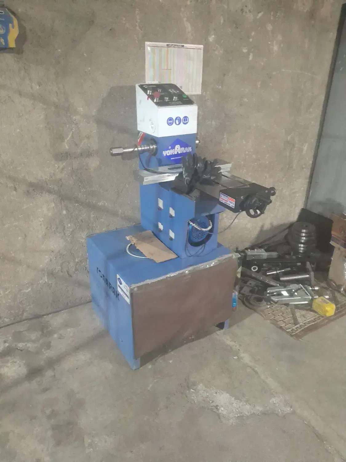 دیسک تراش ، کاسه تراش وفلایویل تراش|ماشین‌آلات صنعتی|آبیک, |دیوار