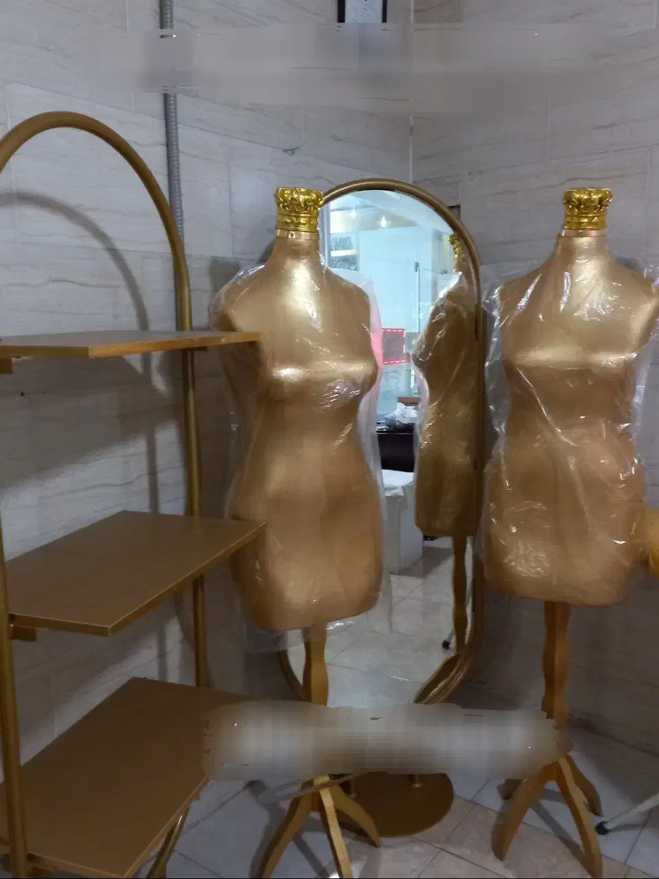 ست شلف و آینه و مانکن و سردوز|لوازم خیاطی و بافتنی|گرمسار, |دیوار