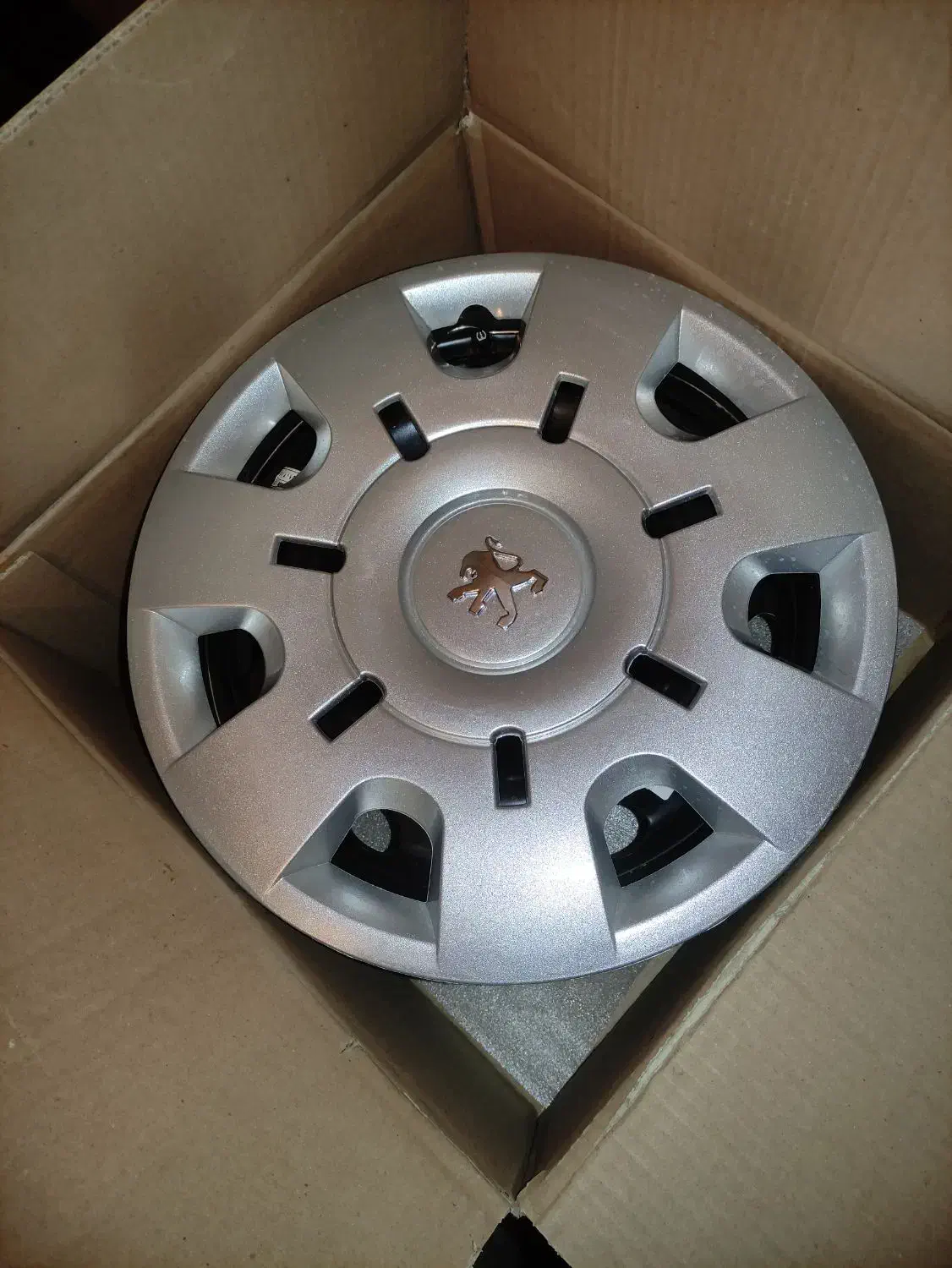 رینگ 14 همراه سنسور باد tpms 207|قطعات یدکی و لوازم جانبی|ساوه, |دیوار