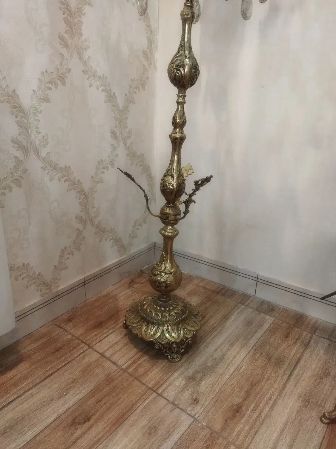 آباژور کنار سالنی|چراغ خواب و آباژور|اراک, |دیوار