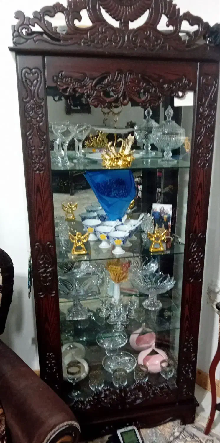 بوفه زیبا در حد نو|بوفه، ویترین، کنسول|لنگرود, |دیوار