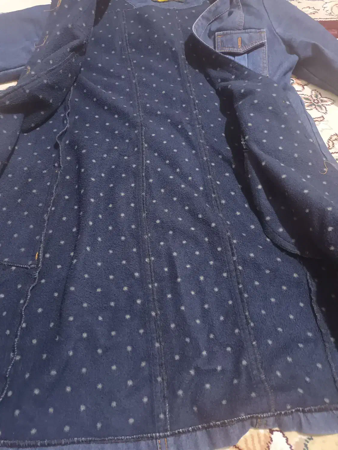 کاپشن لی ۲۰۰ هزار|لباس|بومهن, |دیوار