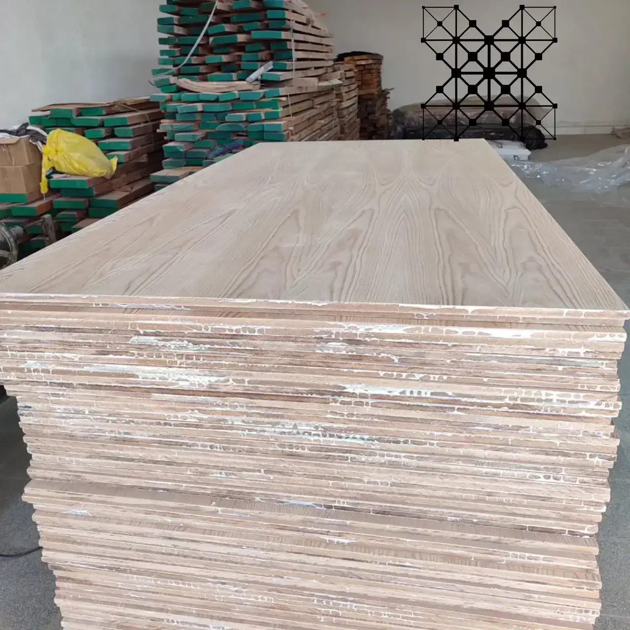 رنگکاری چوب نقاش تخصصی کابینت mdf درب دکور|خدمات پیشه و مهارت|اصفهان, لاله|دیوار