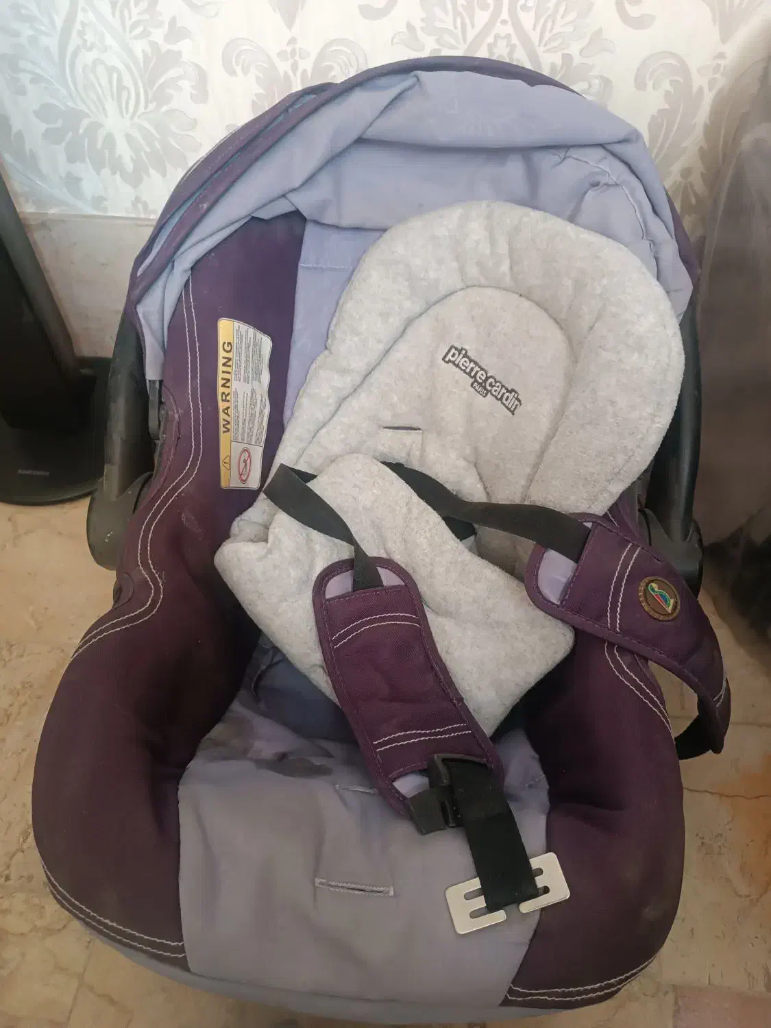 صندلی کودک خودرو|تخت و صندلی بچه|برخوار, |دیوار