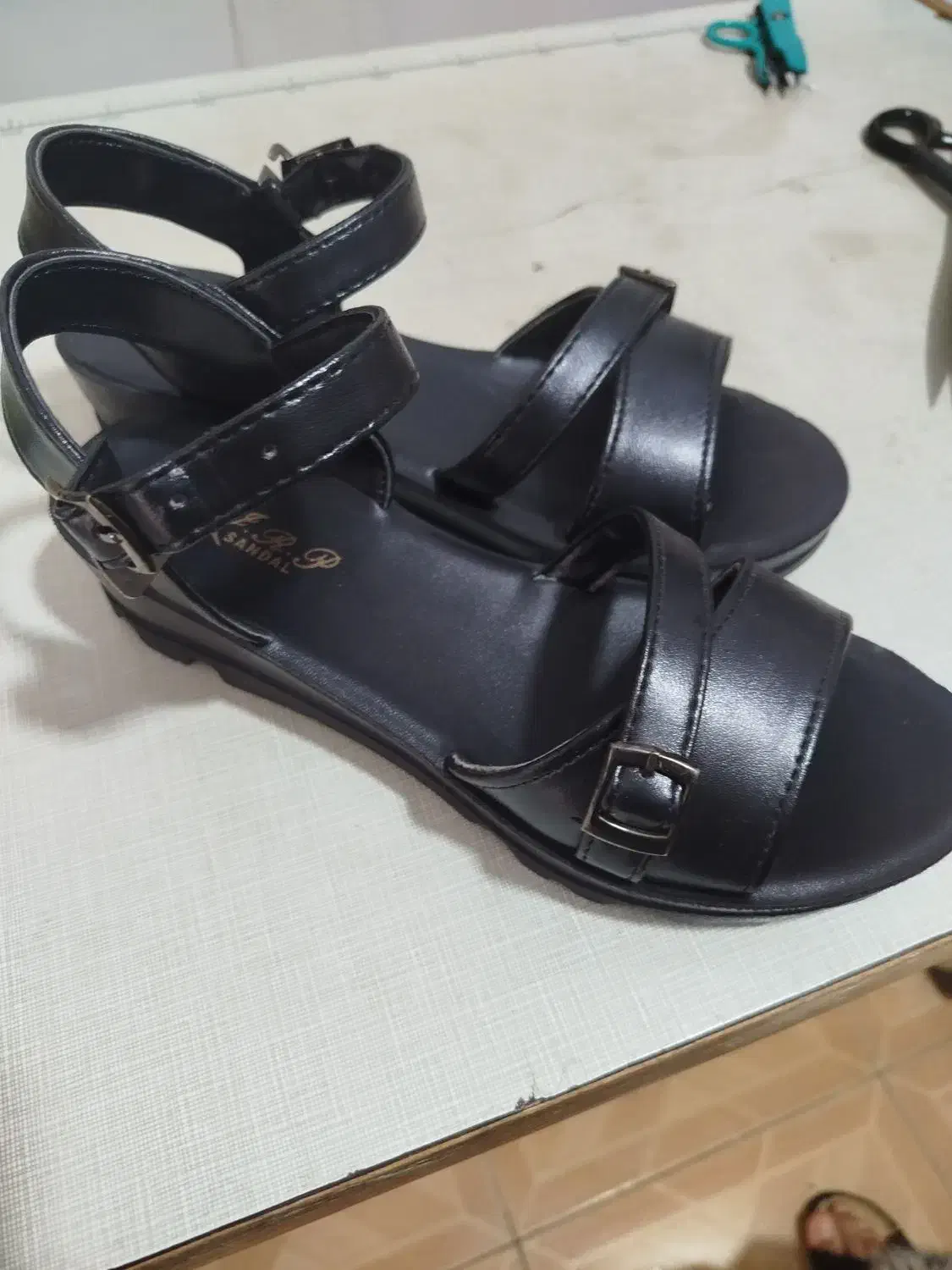 کفش تابستونی کفش تابستونی وکالج سایز40|کیف، کفش، کمربند|نسیمشهر, |دیوار