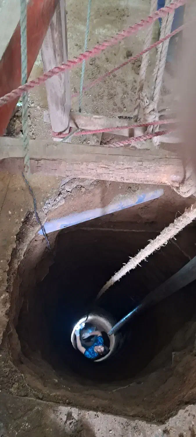 چاه کن|خدمات پیشه و مهارت|بروجرد, |دیوار