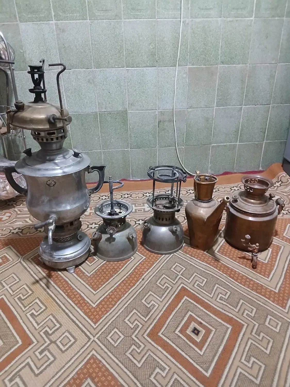 چراغ نفتی وسماور نفتی قدیمی|کلکسیون اشیاء عتیقه|مشهد, پنجتن|دیوار