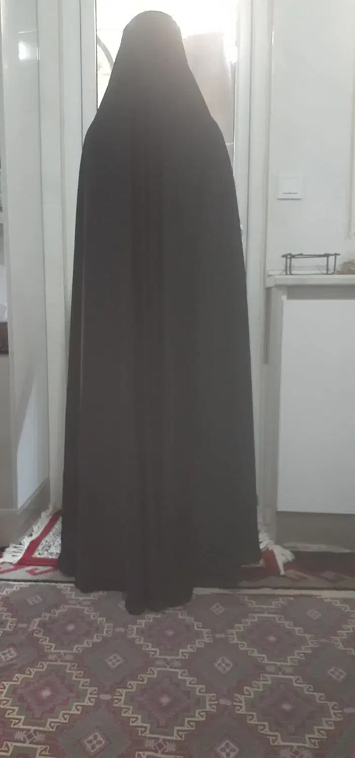 چادر مشکی|لباس|الوند, |دیوار