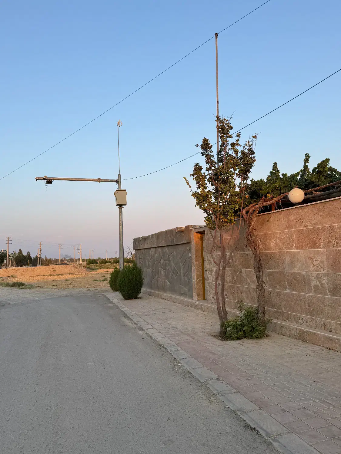 450 متر باغچه /آب،برق،گاز کنتور/دارای جواز ساخت|فروش زمین و ملک کلنگی|هشتگرد, هشتگرد قدیم|دیوار