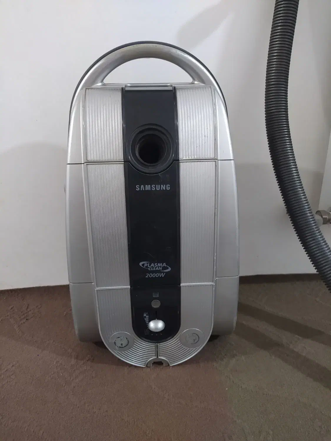 جاروبرقی سامسونگ اصل کره ۲۰۰۰وات پر قدرت|جاروبرقی، جارو شارژی، بخارشو|نسیم‌شهر, |دیوار