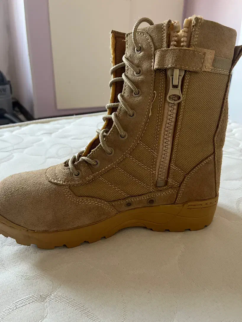 پوتین امریکایی اصل|کیف، کفش، کمربند|گرگان, |دیوار