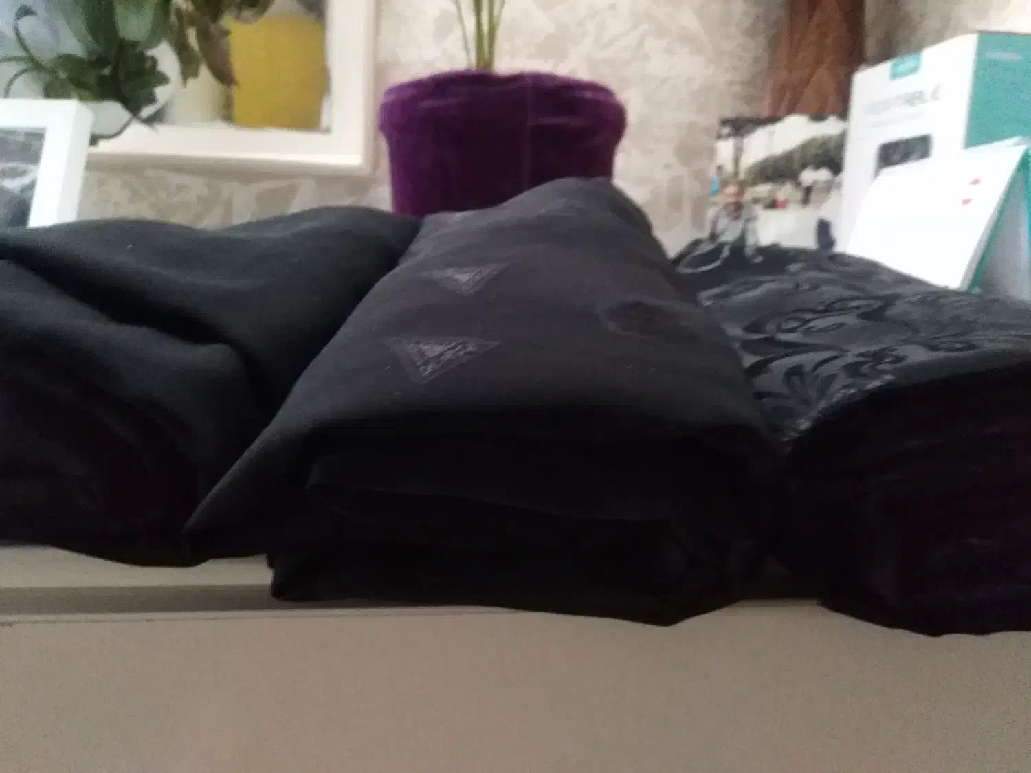 چادرمشکی ساده. و گلدار|لباس|بیرجند, |دیوار