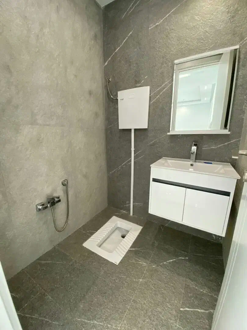 ۱۷۰متر  صرافها  نوساز  ۲پارکنیک  مشاعات‌دار