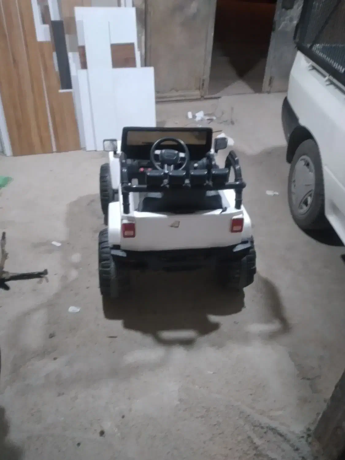 ماشین شارژی اصلی|اسباب‌بازی بچه|بروجرد, |دیوار