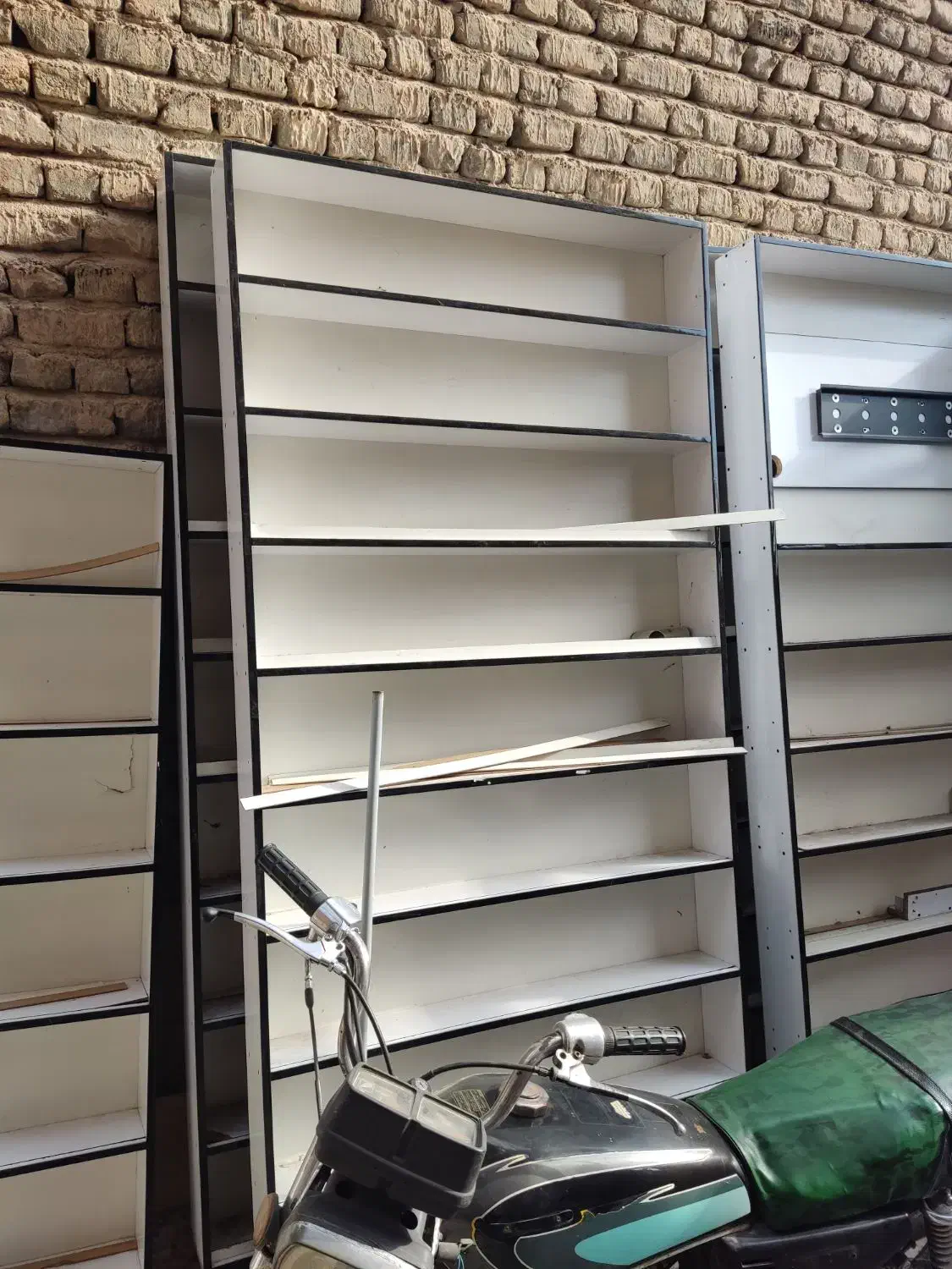 قفسه چوبی|کتابخانه، شلف، قفسه‌های دیواری|خرم‌آباد, |دیوار