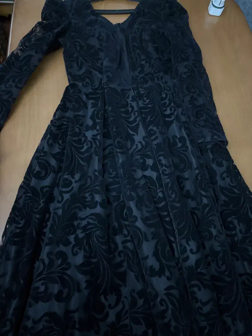 لباس مجلسی|لباس|قزوین, |دیوار