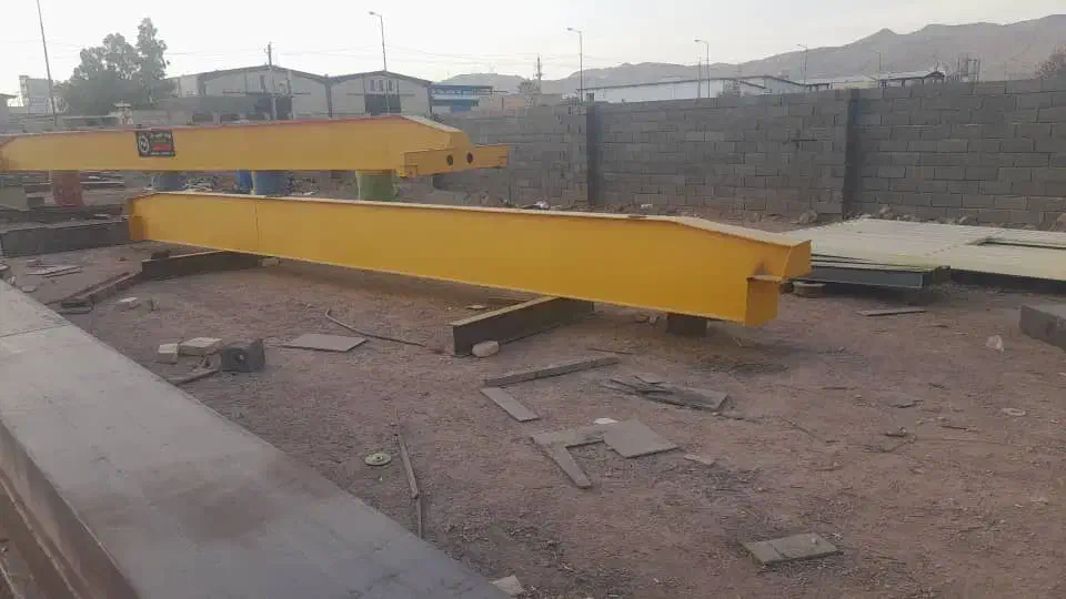 مونتاز کار و جوشکار سوله و جرثقیل های صنعتی|استخدام صنعتی، فنی، مهندسی|گرمسار, |دیوار