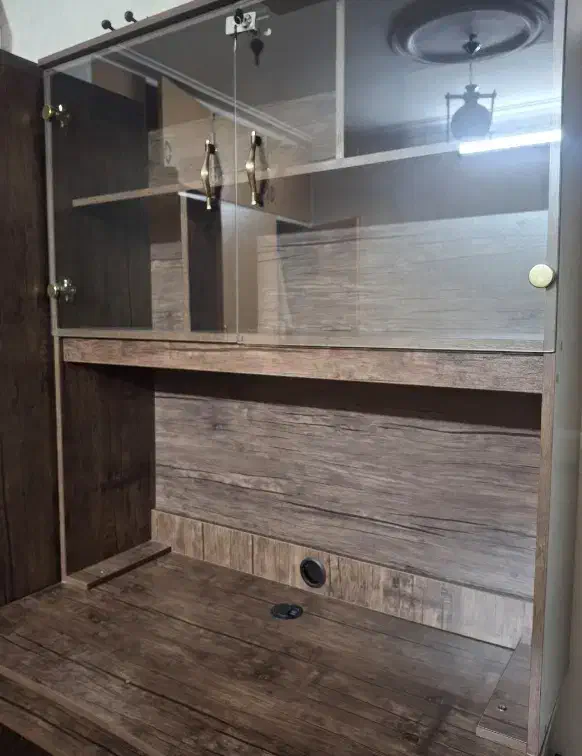 میز تحریر با ویترینه جدا|میز تحریر و کامپیوتر|قم, عمار یاسر|دیوار