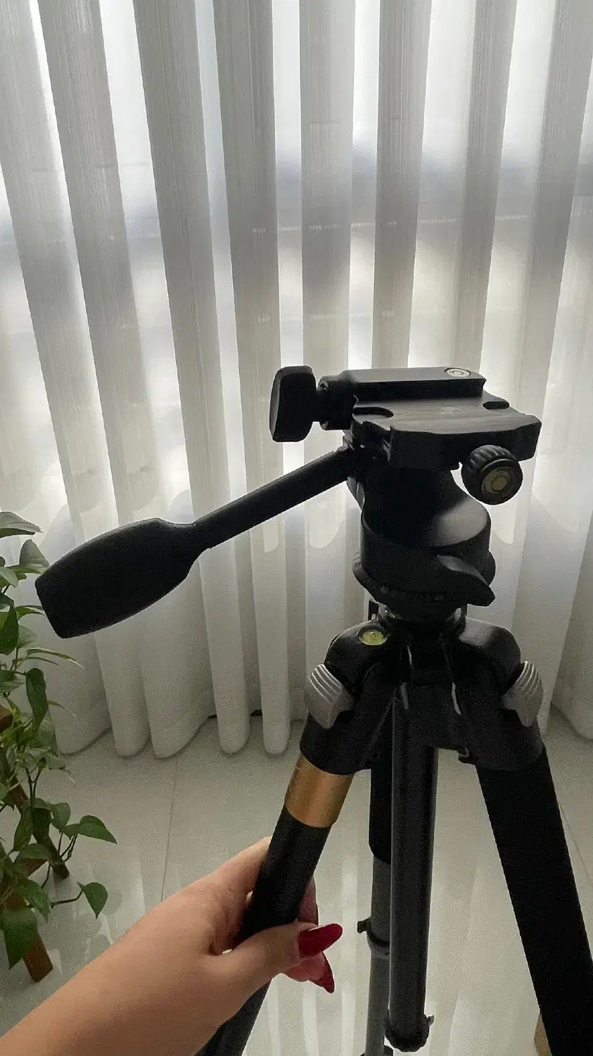 سه پایه دوربین|دوربین عکاسی و فیلم‌برداری|کرج, گوهردشت|دیوار