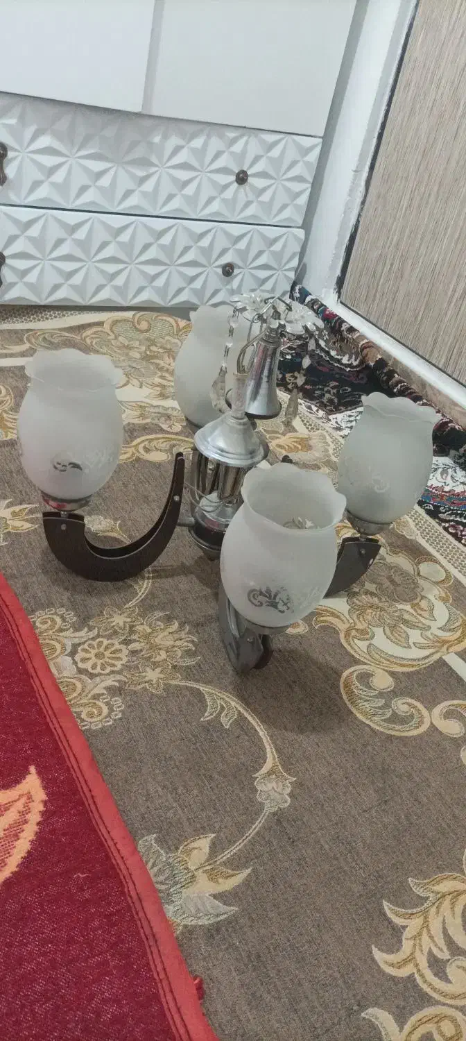 لوستر۴شاخه|لوستر و چراغ آویز|محمدشهر, محمدشهر|دیوار