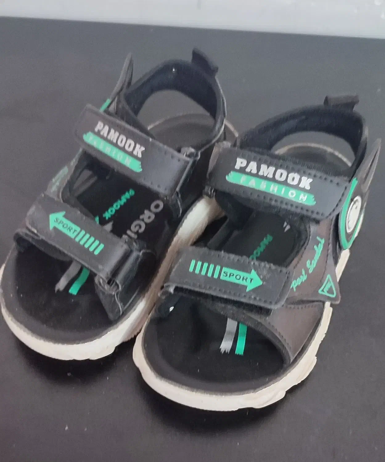 کفش بچه|کیف، کفش، کمربند|گنبد کاووس, |دیوار