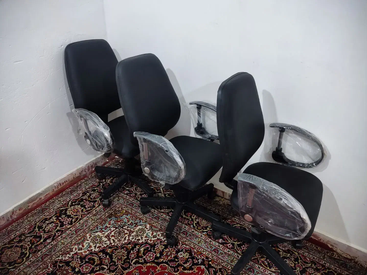 صندلی|صندلی و نیمکت|اهواز, کمپلو جنوبی|دیوار