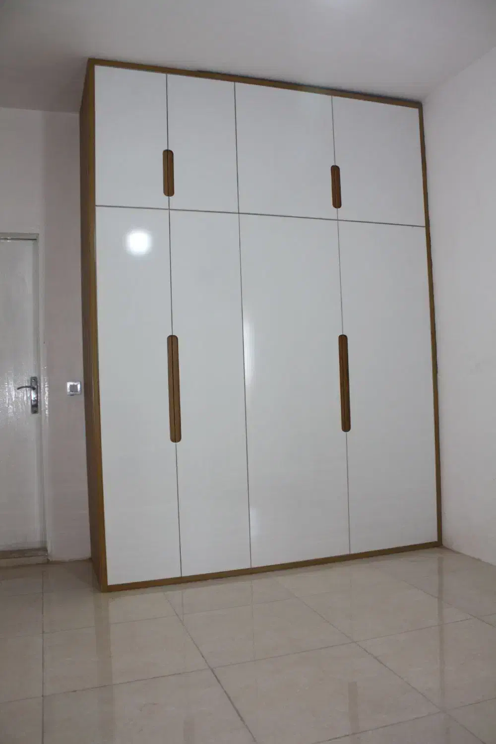 تعمیر درب چوبی کابینت و اجرا انواع مصنوعات چوبی|خدمات پیشه و مهارت|فردیس, منظریه|دیوار